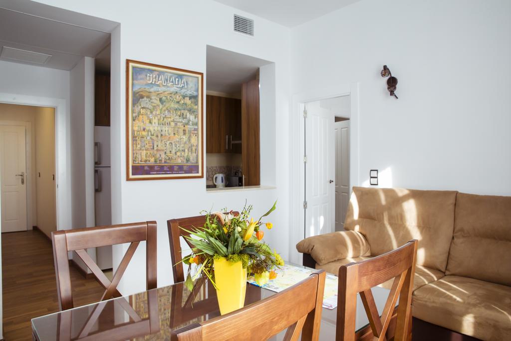 Apartamentos Casa De La Lonja Grenade Chambre photo